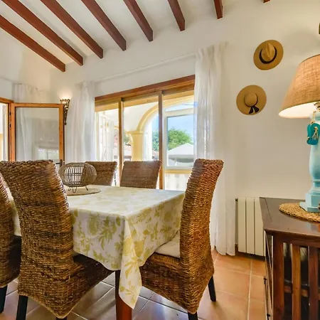 Villa Guzman - Thalea Casas de Torrat